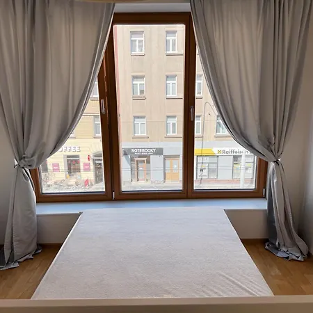 Apartment Convenient, Simple And Stylish