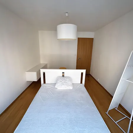 Apartment Convenient, Simple And Stylish