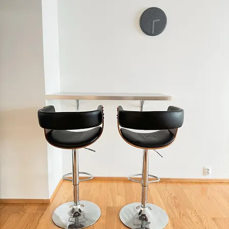 Апартаменты Convenient, Simple And Stylish *