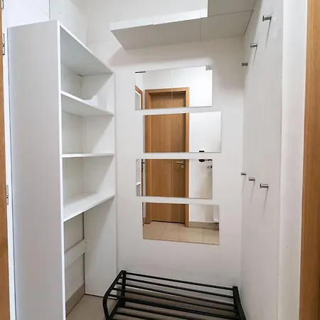 Apartment Convenient, Simple And Stylish